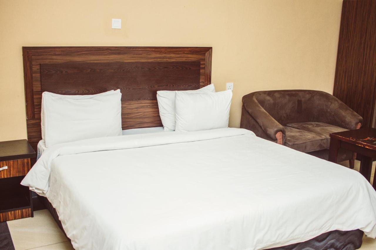 Residency Hotels Enugu Independence Layout Esterno foto